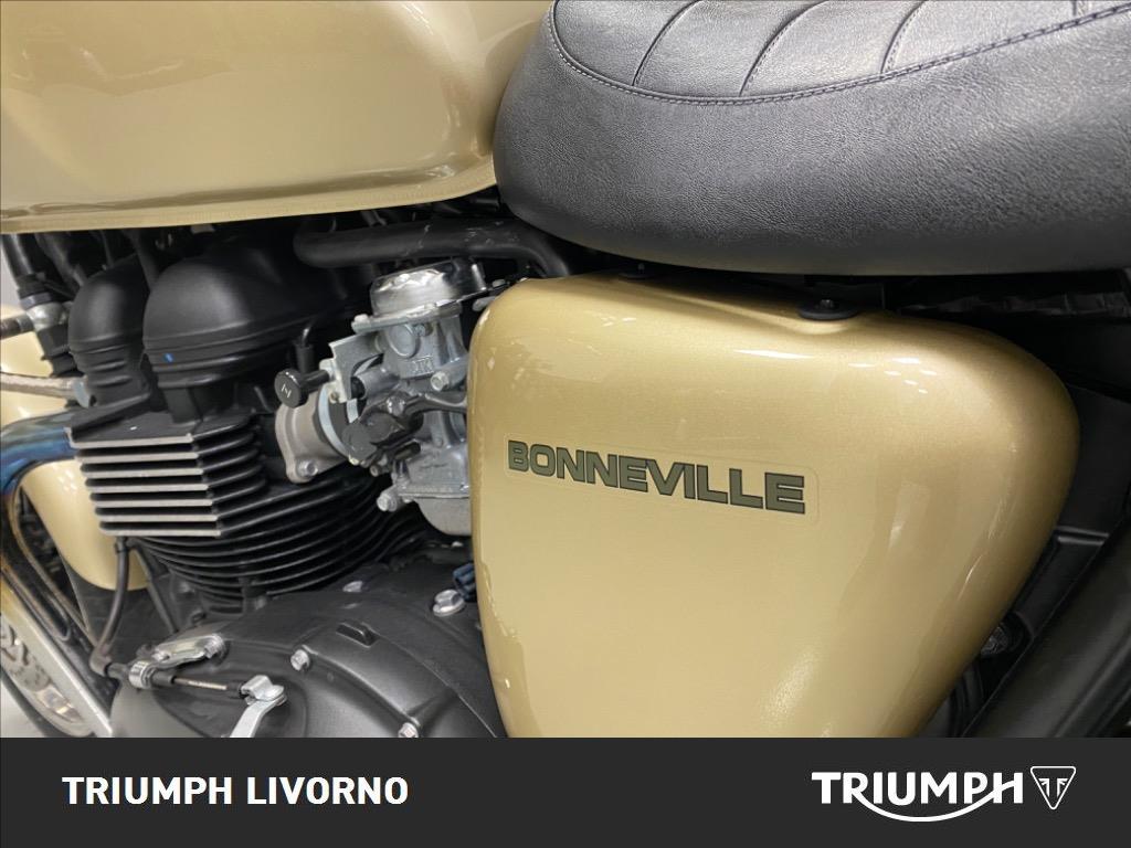 TRIUMPH Bonneville 865 